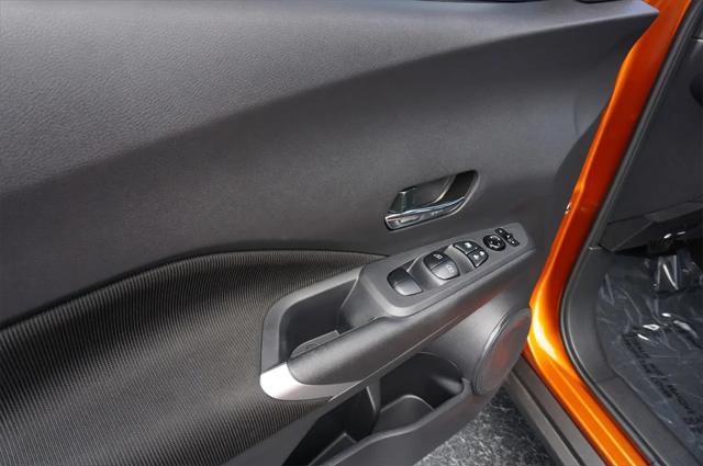2024 Nissan Kicks SV Xtronic CVT
