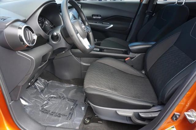 2024 Nissan Kicks SV Xtronic CVT