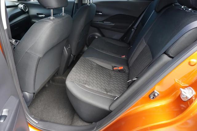 2024 Nissan Kicks SV Xtronic CVT