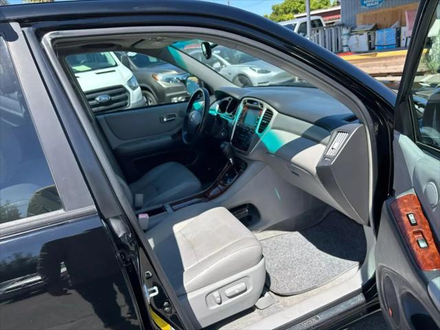 2004 Toyota Highlander V6