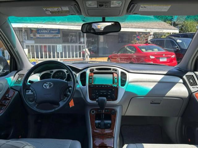 2004 Toyota Highlander V6