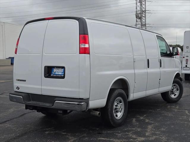 2025 Chevrolet Express Cargo Van RWD 2500 Regular Wheelbase WT