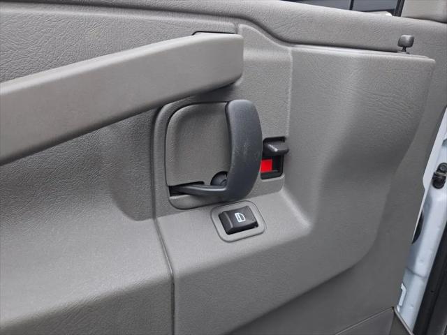 2025 Chevrolet Express Cargo Van RWD 2500 Regular Wheelbase WT