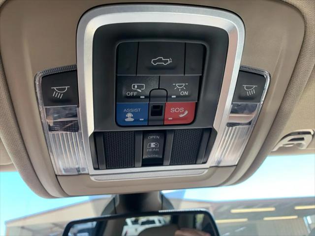 2019 Ram 1500 Laramie Crew Cab 4x4 57 Box