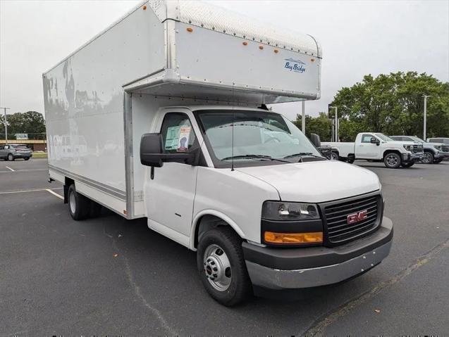 2025 GMC Savana Cutaway Work Van