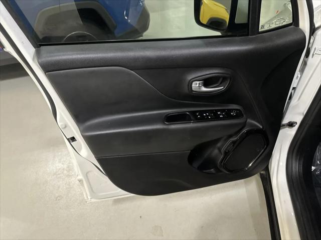 2020 Jeep Renegade Altitude FWD