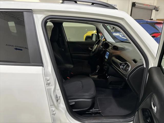 2020 Jeep Renegade Altitude FWD