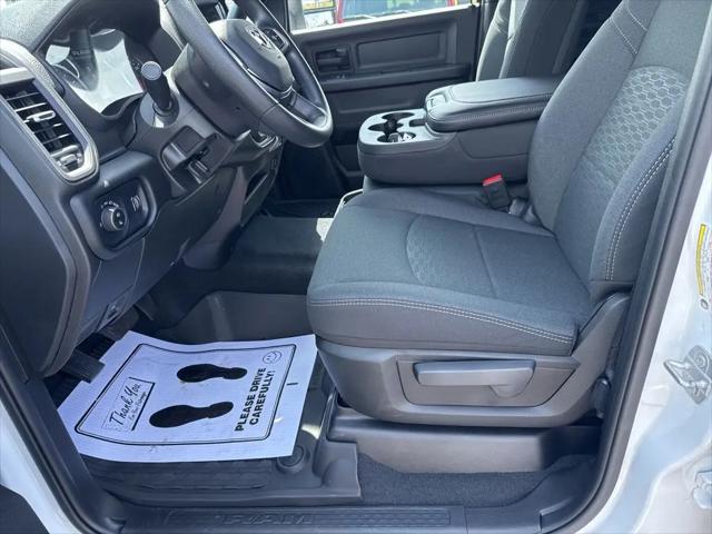 2025 Ram 2500 Tradesman Crew Cab 4x4 6'4" Box