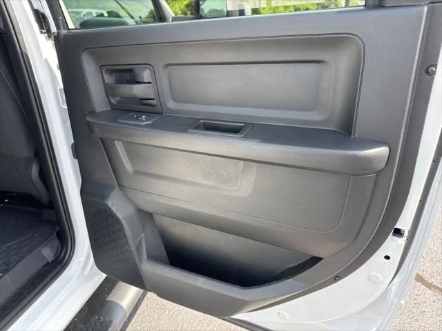 2025 Ram 2500 Tradesman Crew Cab 4x4 6'4" Box
