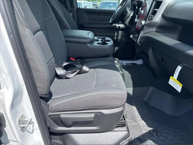 2025 Ram 2500 Tradesman Crew Cab 4x4 6'4" Box