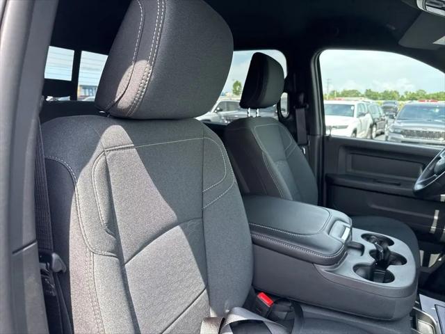 2025 Ram 2500 Tradesman Crew Cab 4x4 6'4" Box