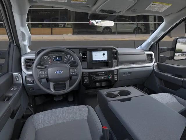 2025 Ford F-350 XLT