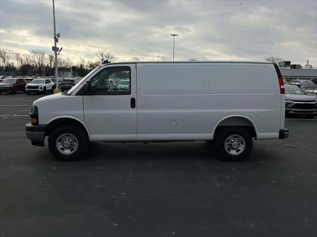2025 Chevrolet Express Cargo Van RWD 2500 Regular Wheelbase WT