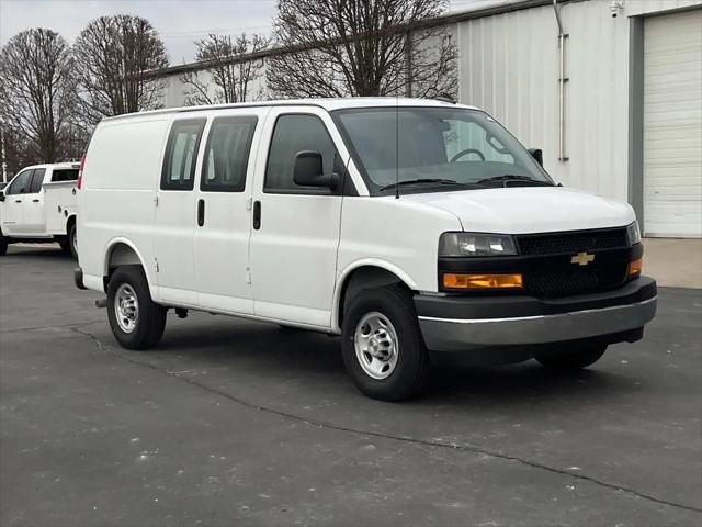 2025 Chevrolet Express Cargo Van RWD 2500 Regular Wheelbase WT