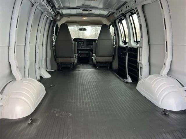 2025 Chevrolet Express Cargo Van RWD 2500 Regular Wheelbase WT