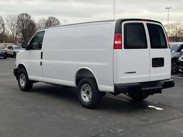 2025 Chevrolet Express Cargo Van RWD 2500 Regular Wheelbase WT