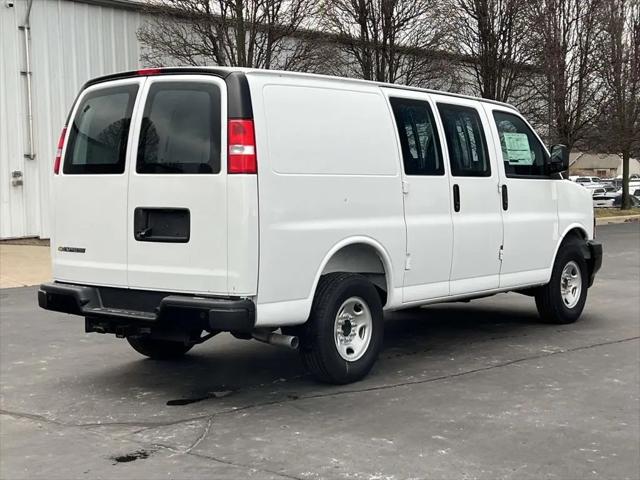 2025 Chevrolet Express Cargo Van RWD 2500 Regular Wheelbase WT