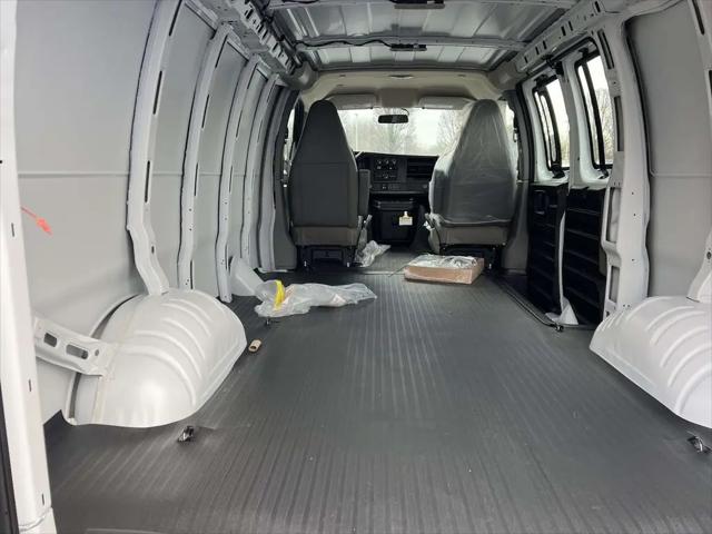 2025 Chevrolet Express Cargo Van RWD 2500 Regular Wheelbase WT