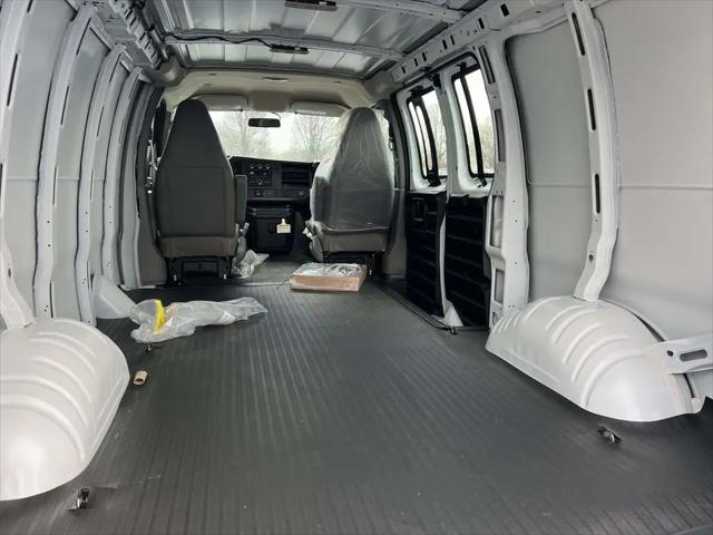 2025 Chevrolet Express Cargo Van RWD 2500 Regular Wheelbase WT