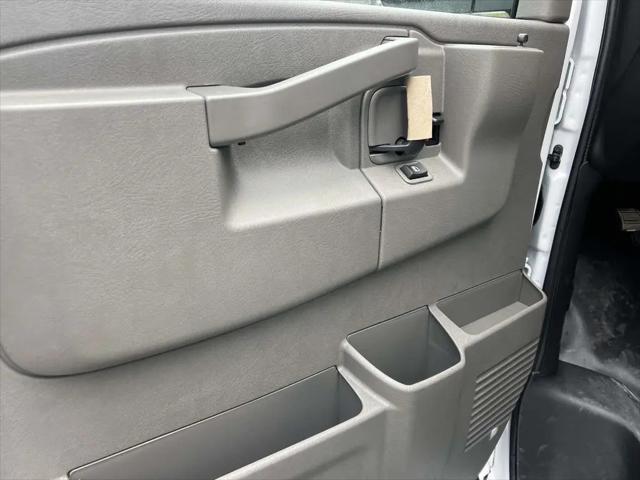 2025 Chevrolet Express Cargo Van RWD 2500 Regular Wheelbase WT