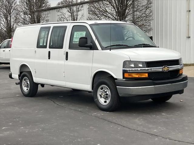 2025 Chevrolet Express Cargo Van RWD 2500 Regular Wheelbase WT