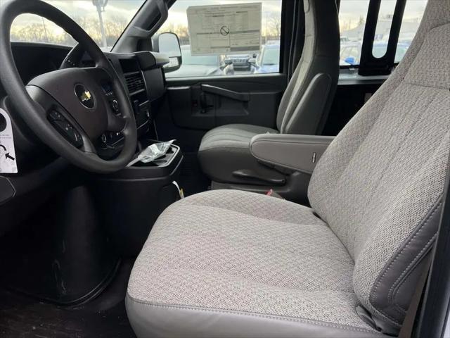 2025 Chevrolet Express Cargo Van RWD 2500 Regular Wheelbase WT