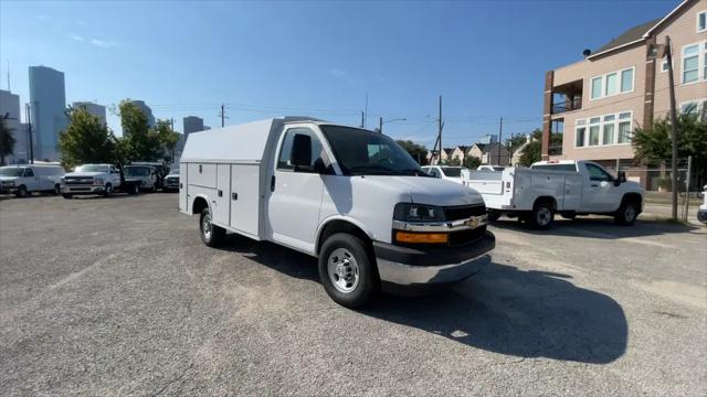 2025 Chevrolet Express Cutaway Work Van