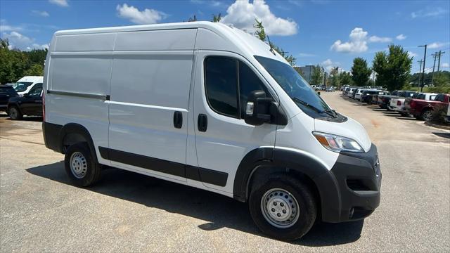 2025 Ram ProMaster Cargo Van Tradesman High Roof 136" WB w/Pass Seat