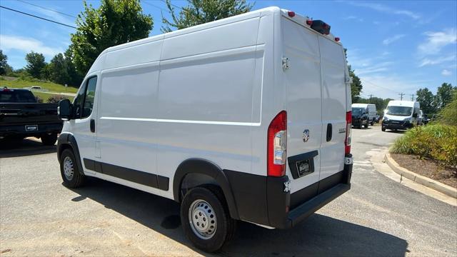 2025 Ram ProMaster Cargo Van Tradesman High Roof 136" WB w/Pass Seat