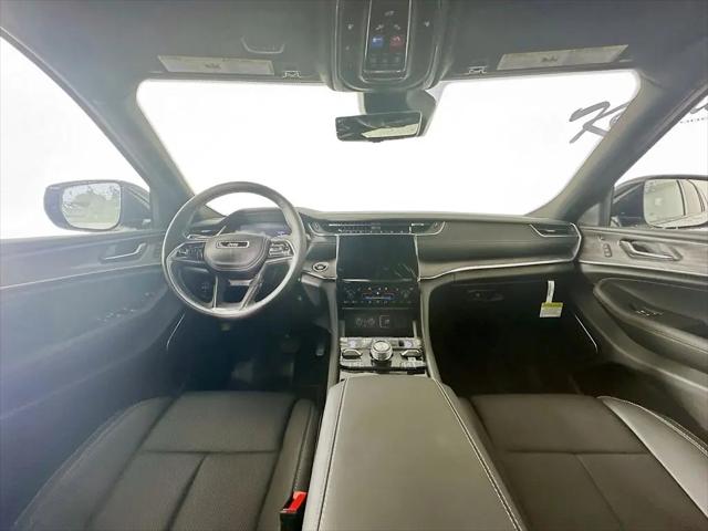 2025 Jeep Grand Cherokee L Overland 4x4