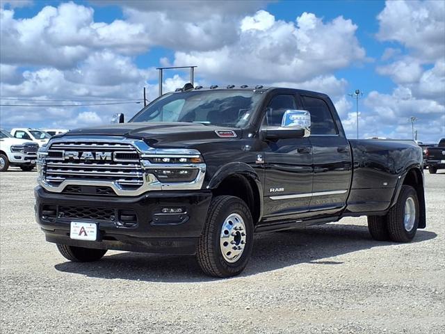 2026 RAM Ram 3500 RAM 3500 LIMITED CREW CAB 4X4 8 BOX