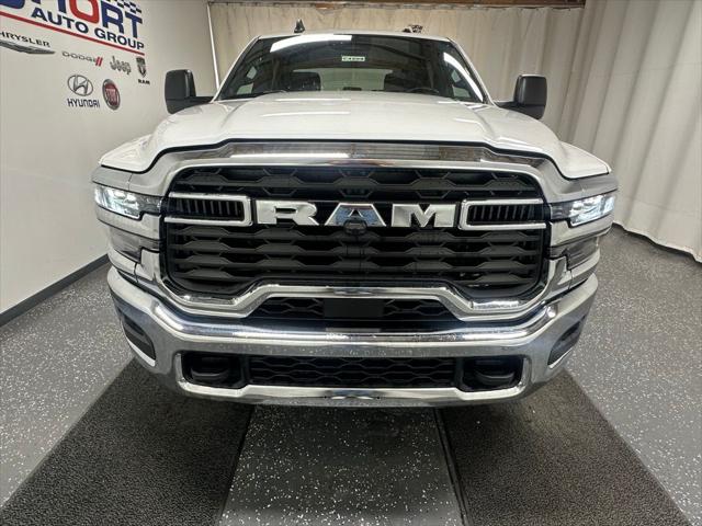 2026 RAM Ram 2500 RAM 2500 TRADESMAN CREW CAB 4X4 64 BOX