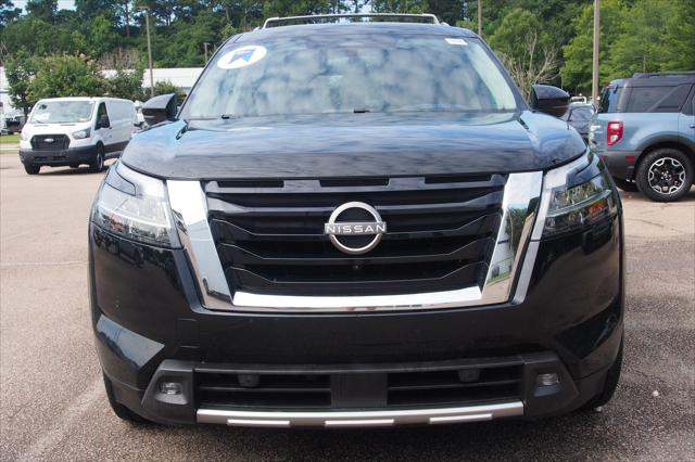 2022 Nissan Pathfinder SL 4WD
