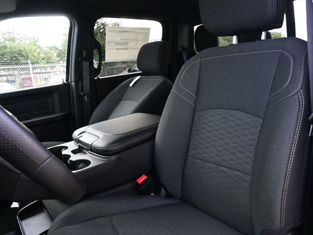 2026 RAM Ram 3500 RAM 3500 TRADESMAN CREW CAB 4X4 8 BOX