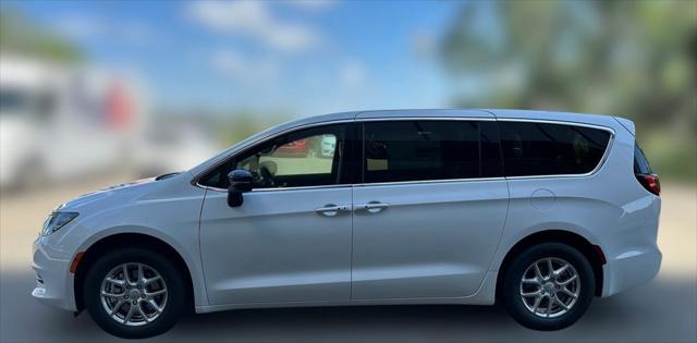 2026 Chrysler Voyager VOYAGER LX