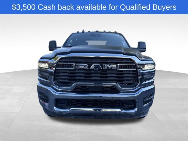 2026 RAM Ram 2500 RAM 2500 TRADESMAN CREW CAB 4X4 64 BOX