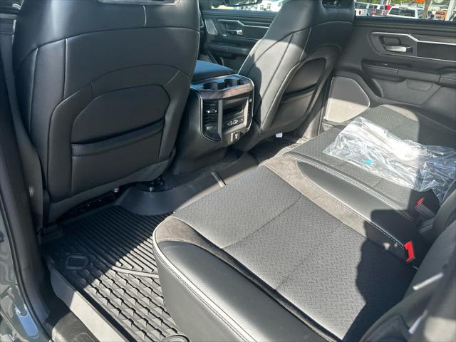 2026 Ram 1500 Laramie Crew Cab 4x4 5'7" Box