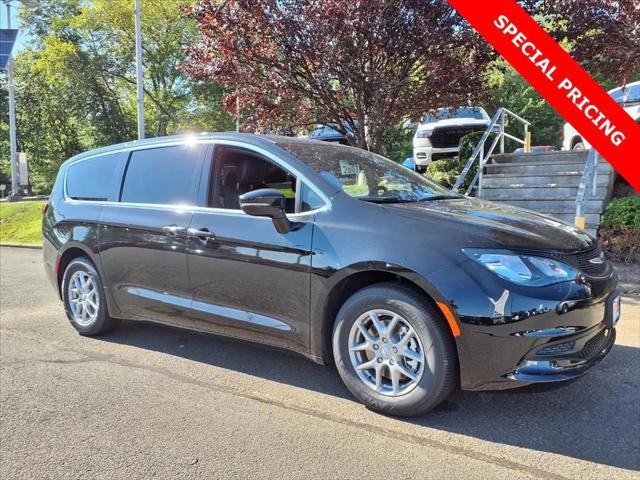 2026 Chrysler Voyager VOYAGER LX