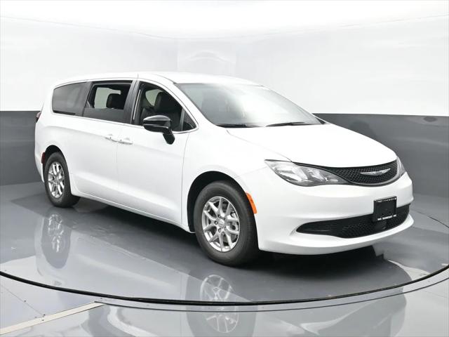 2026 Chrysler Voyager VOYAGER LX