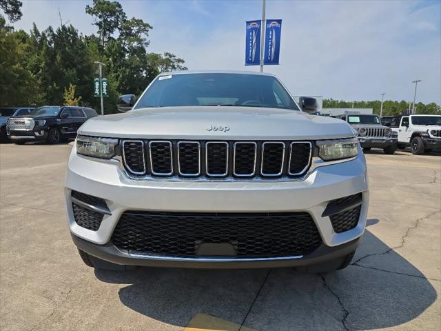 2025 Jeep Grand Cherokee GRAND CHEROKEE LAREDO X 4X2