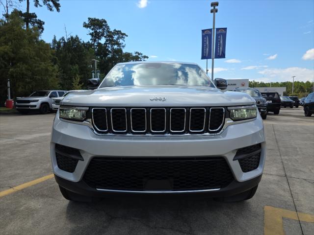 2025 Jeep Grand Cherokee GRAND CHEROKEE LAREDO X 4X2