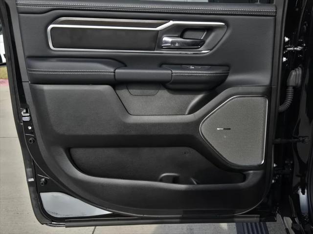 2026 Ram 1500 Laramie Crew Cab 4x4 5'7" Box