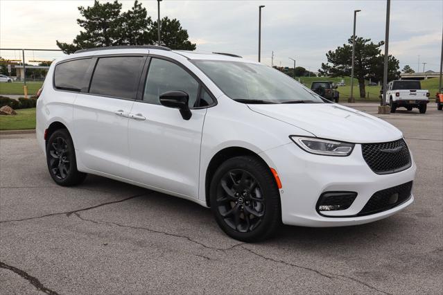 2026 Chrysler Pacifica PACIFICA LIMITED AWD