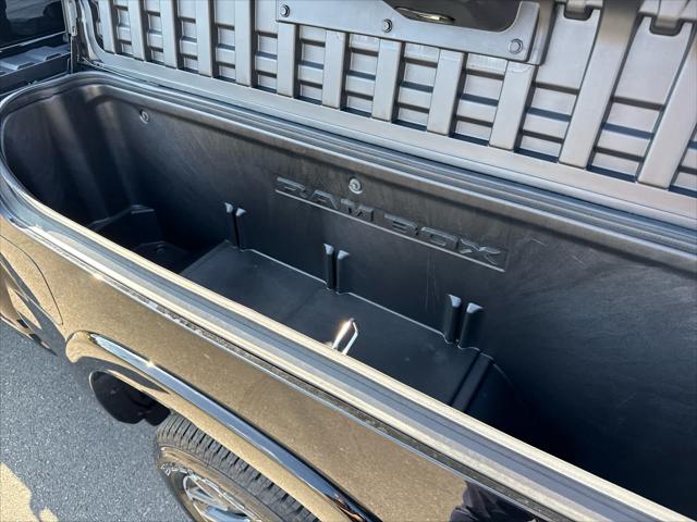 2026 Ram 1500 Laramie Crew Cab 4x4 57 Box