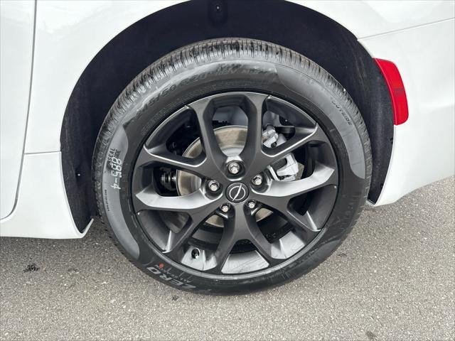 2026 Chrysler Pacifica PACIFICA LIMITED 2026 Chrysler Pacifica PACIFICA LIMITED