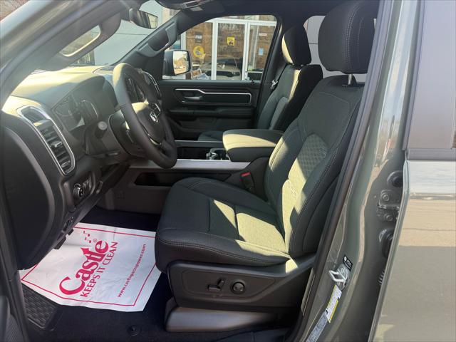 2026 Ram 1500 Big Horn Crew Cab 4x4 5'7" Box