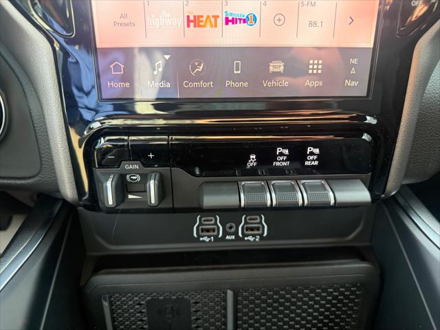 2026 Ram 1500 Big Horn Crew Cab 4x4 5'7" Box