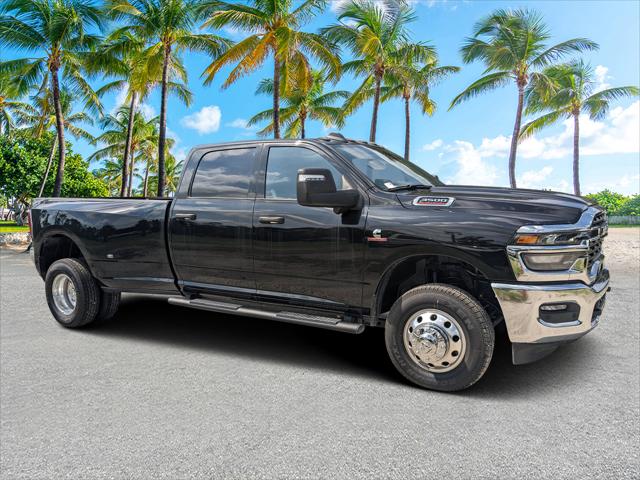 2025 RAM Ram 3500 RAM 3500 TRADESMAN CREW CAB 4X4 8 BOX