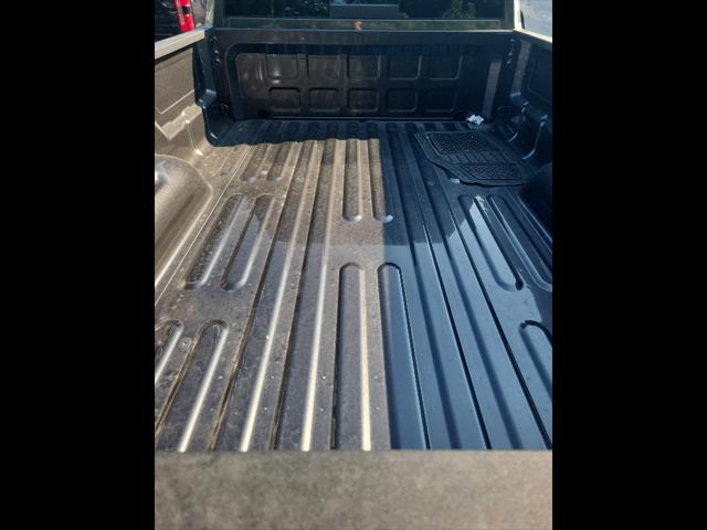 2025 RAM 3500 Tradesman Crew Cab 4x4 8 Box