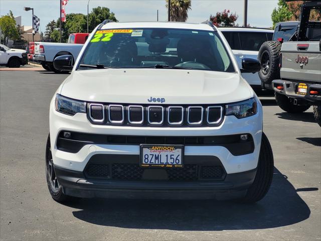 2022 Jeep Compass Latitude FWD